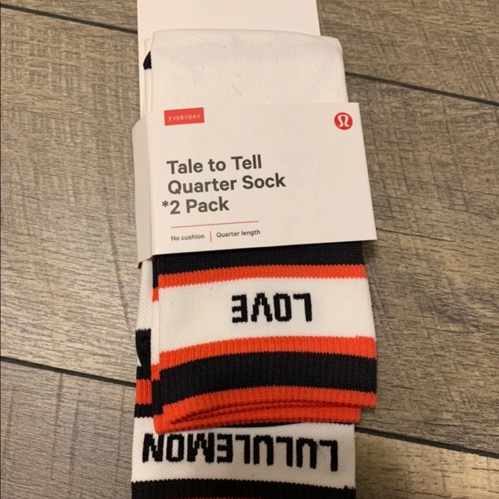 Lululemon quarter socks